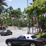 Beachwalk Café - 通り