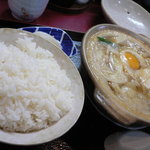 Mampuku - ホルモン鍋（850円）