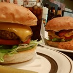 CENTER4 HAMBURGERS - 