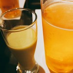 ヤキトリ、ワイン、日本酒、Q - 