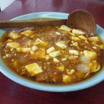 玉蘭 - 極辛マーボーメン。玉蘭特製辛み、豆板醤と中国山椒とが三位一体となって、辛さも倍増。でも、絹ごし豆腐がその辛さをマイルドにしています。マーボー豆腐好きにはたまりません。
