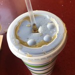 Chicago Dogs! Eatery - 飛び散っちゃったコーラ。。