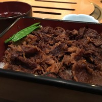 雅山GARDEN - 黒毛和牛時雨煮御重