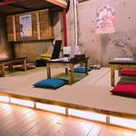 スープカリー 藍色 - 小上がり席