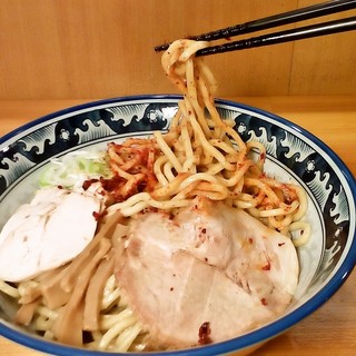 Oil is soup!・・・ Aburasoba (Oiled Ramen Noodles) with the scent of dried sardines
