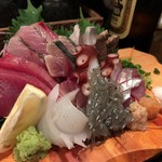 ウミネコ - 刺盛り（１人前）