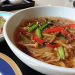 中国馳走 ただしの厨 - 野菜の彩りが美しいスープ麺