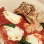 ピッザピッザピッザ - 耳表皮がサックサックなのに、中がモチモチ☆