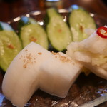 鳥みつ - 漬物盛り合わせ