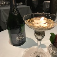 シェ・イノ - 