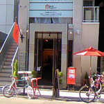 Espresso Bar vis viva - 馬車道十番館のならび