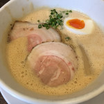 ラーメン家 みつ葉 - 豚CHIKIしょうゆ(税込800円)(2017.06現在)