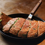 Grilled pork with green onions