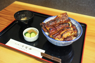 Unami - 鰻丼 特 ( 鰻特大1尾 御飯280㌘ )☆