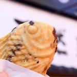 Naruto Taiyaki Hompo Asakusa Shinnakamiseten - たい焼き（十勝産あずき）＠税込173円