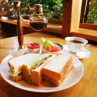 COFFEE HOUSE とむとむ_2