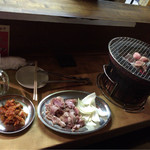 塩ホルモン　炭虎 - 