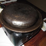 Awa Koishigure - 阿波牛カルビの陶板焼きの陶板