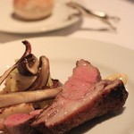 イノウエ グリリア - 　子羊のグリルにグリルお野菜を添えて