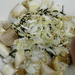 麺鯉 - チャーシュー飯