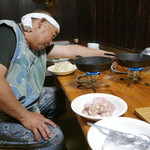 やまめ庵 - 目の前でせせりを焼いて