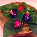 ヒカリヤ ニシ - サクランボとイチジクのゼリー