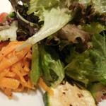 イタリア料理 フィオレンツァ - ミックスサラダ；アップ