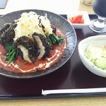 岩手山サービスエリア（下り線）　レストラン - 黒かつレッドカレーとアイスコーヒー