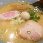 Seiroku Yatsuchi Uraekimaeten - 鶏塩白湯８００円