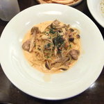 Kulu Kulu - ﾗﾝﾁｾｯﾄ　ﾁｷﾝときのこのﾄﾏﾄｸﾘｰﾑﾊﾟｽﾀ★3.5