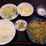 蜀食成都 - ジャガイモと豚肉炒め定食680円