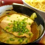 あらとん 本店 - 辛つけ麺　大盛