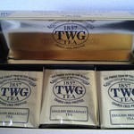 TWG Tea at ION Orchard  - 箱の中も素敵です。