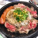 ペッパーランチ - お肉たっぷりピーフペッパーライス 粗挽きソーセージトッピング