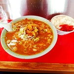 ラーメン＆カレー専門店 太源 - カレーラーメン￥９００半ライス￥１１０(o≧▽゜)o
            