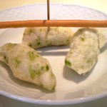 VIA Brianza - パスタメニュー 1000円 のゼッポリーネ(ナポリ風揚げパン)とグリッシーニ