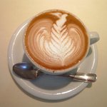 VIA Brianza - パスタメニュー 1000円 のデザインカプチーノ