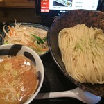 三ツ矢堂製麺 - ゆず風味魚介豚骨 たっぷり野菜つけめん（￥920円）