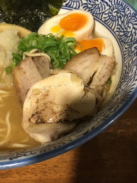 煮干しラーメン 麺匠春晴>