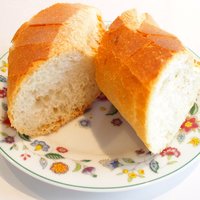 フリコトー - ウイークデーランチ 1100円 のパン