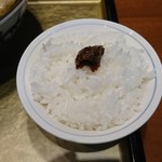西川荘 - 白飯：黄にらmisoラーメン