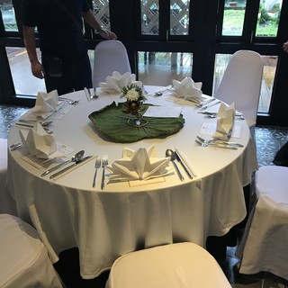 THE IVORY LOUNGE -