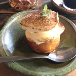 道々の輩 - 2017年6月17日  白い魔女のケーキ