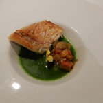 ポエシア - 高知産甘鯛のポワレ 小松菜のソース