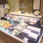 菓遊庵 - 季節コーナー？（同じ週でも内容が変わっていた）