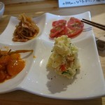 笑い処 MICHI - ４種の手作り惣菜は野菜たっぷり