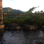 山中温泉　花紫 - 露天風呂（誰もいない時に撮影）