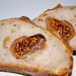 パナデリーヤティグレ - プチジク　断面