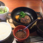 BAKURO - ハンバーグ定食