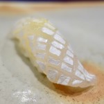 鮨匠 のむら - ［2017/06］寿司② 目一鯛の握り 柑橘